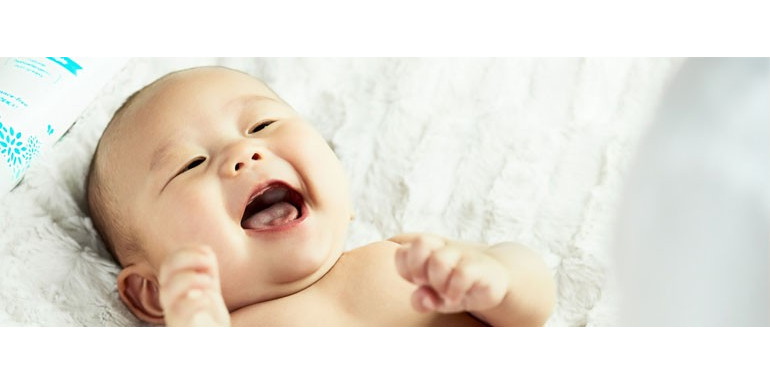 Comment accompagner la poussée dentaire chez Bébé ? 